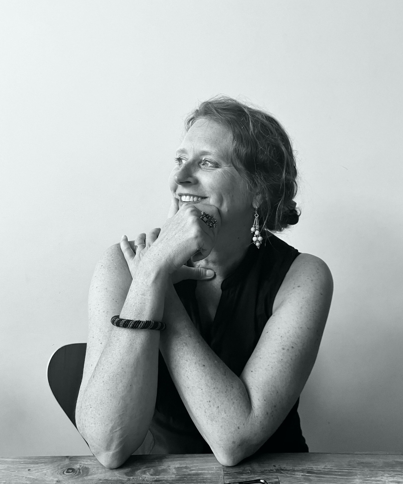 I AM THE GRASS OF THE WIND ALLEY by Sarah Riggs